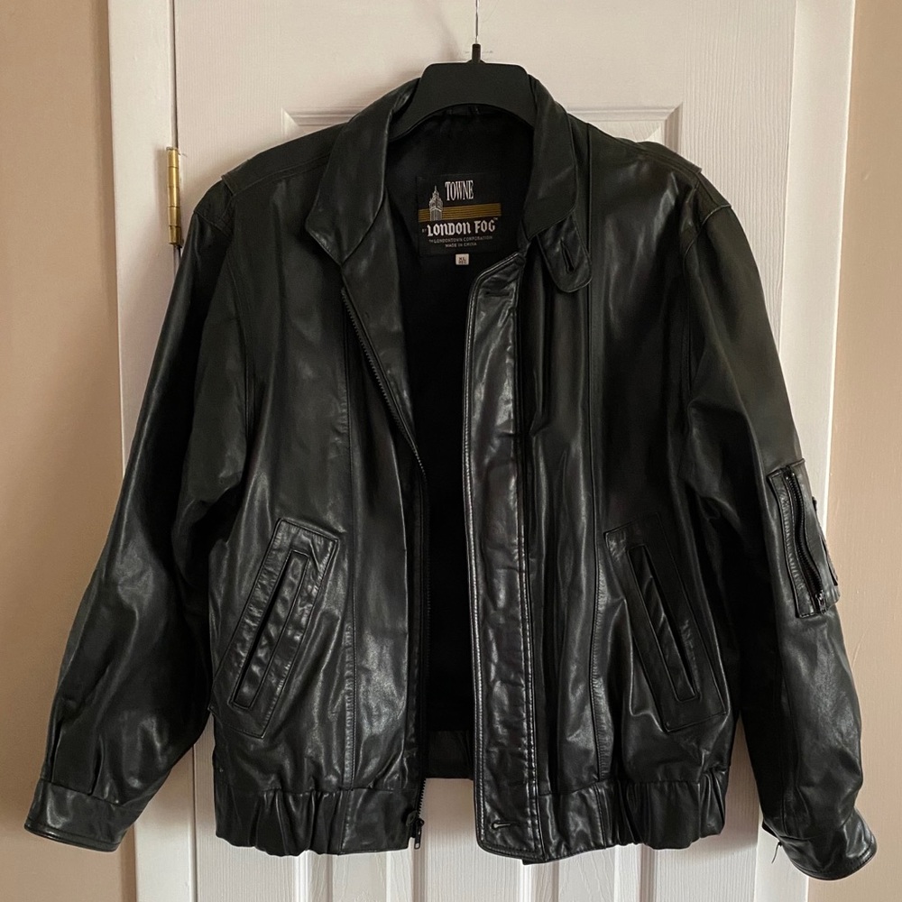 Men’s London Fog black leather jacket XL